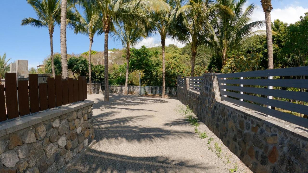 Ô Ruisseau Lodge dattier Saint-Louis Exterior foto